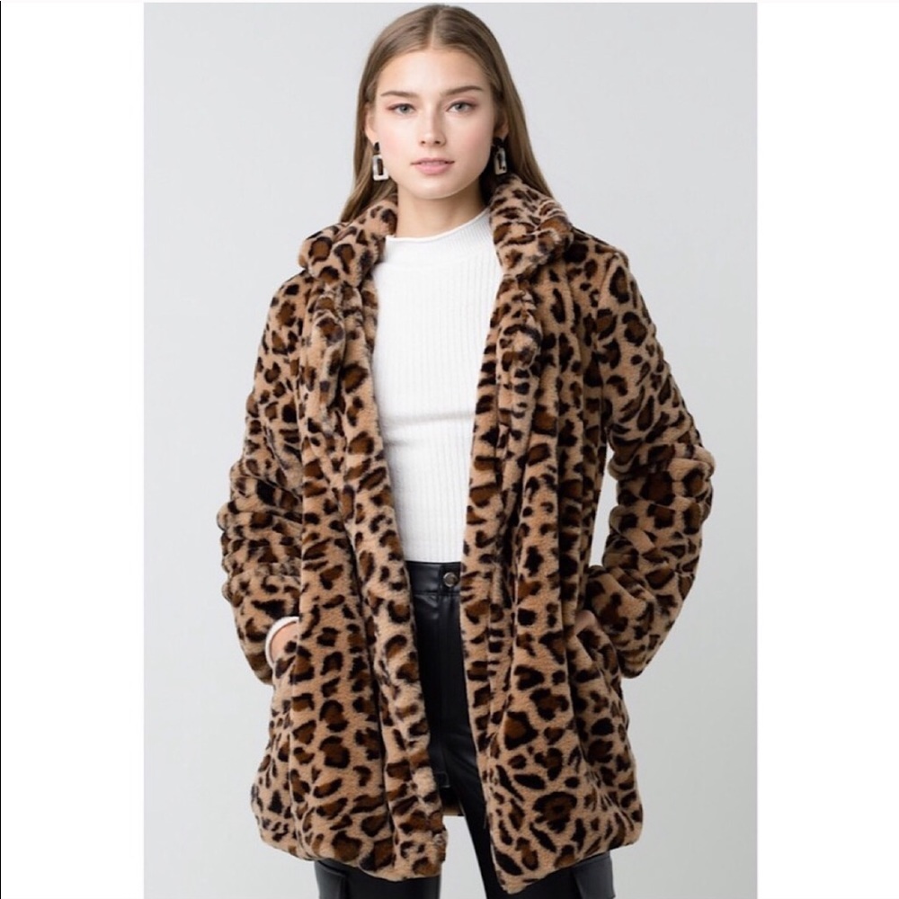 Leopard Print Notch Color Faux Fur Coat - Picture 2 of 8